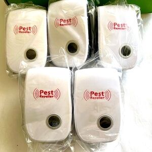 NIB! 5 Ultrasonic Pest Repellers Mice Ants Bugs 3 Watt Cockroaches Mosquitoes